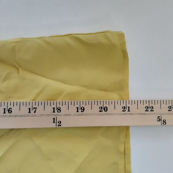 Vintage 80s 100% Silk V Neck Blouse Short Sleeve Yellow Womens L Minimalist - Picture 9 of 9